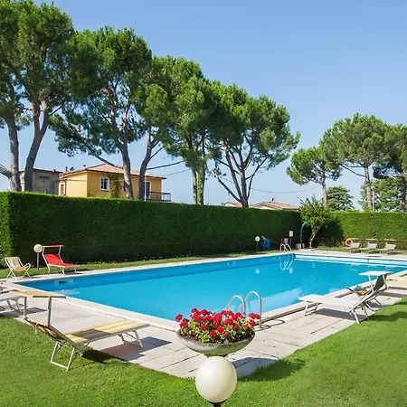 Luxury Penthouse/pool/50m To Appartement