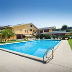 Apartman Luxury Penthouse/pool/50m To
