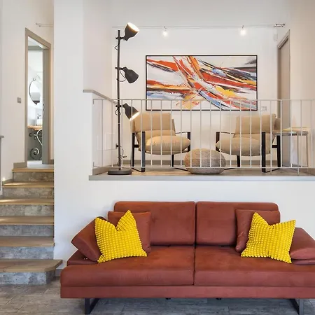 Luxury Penthouse/pool/50m To *