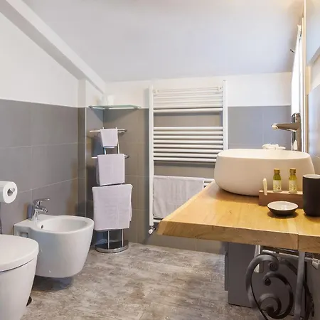 Apartment Luxury Penthouse/pool/50m To Bardolino