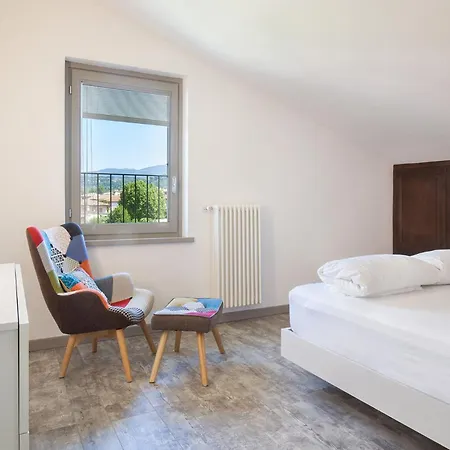 Luxury Penthouse/pool/50m To Bardolino