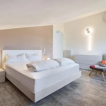 Luxury Penthouse/pool/50m To Appartamento