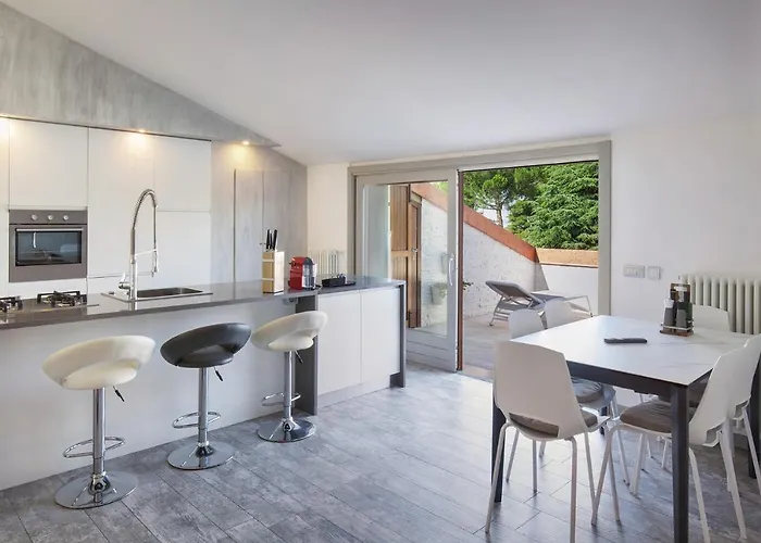 Luxury Penthouse/pool/50m To Apartment *